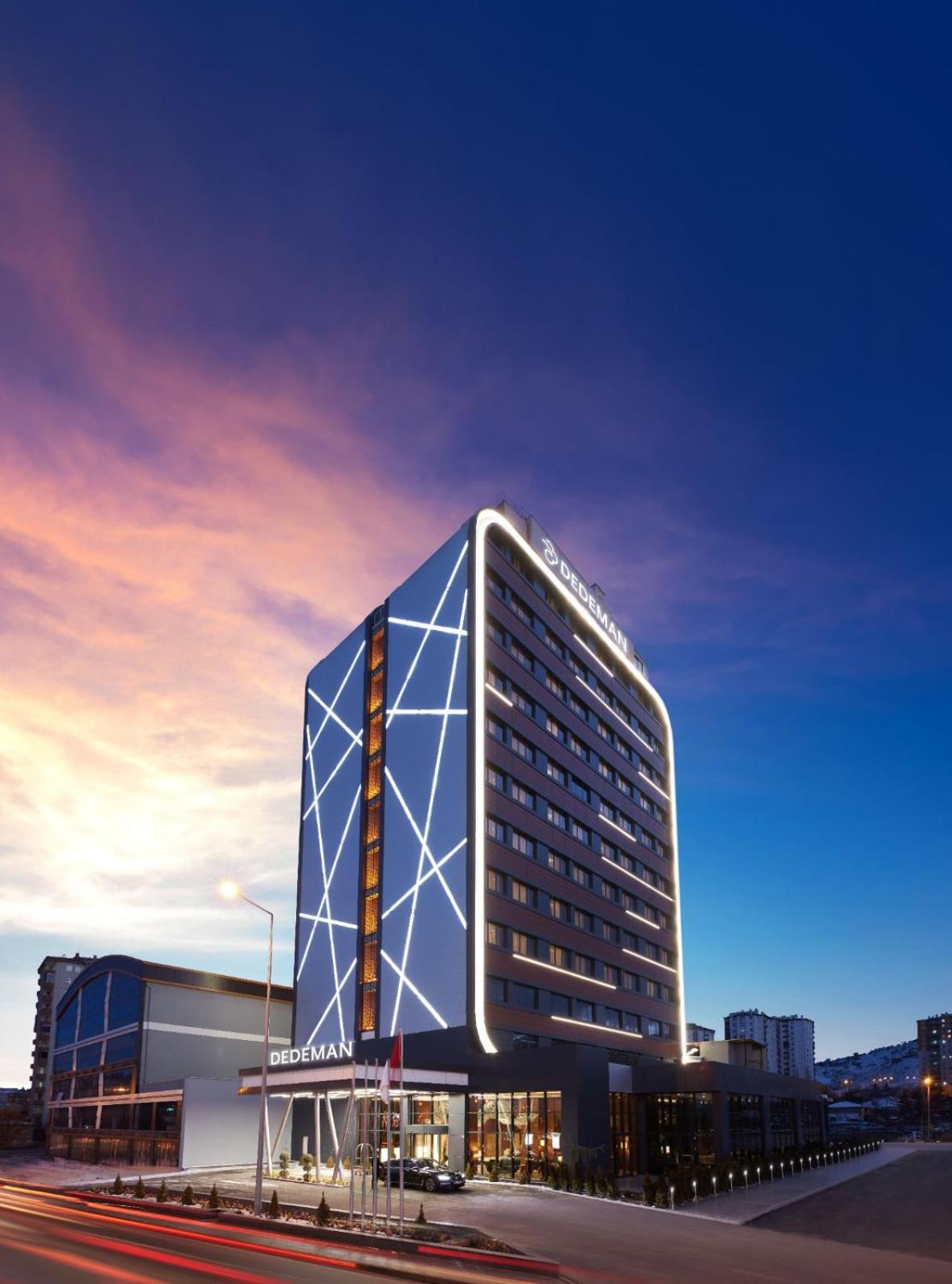 Dedeman 카이세리 외부 사진
