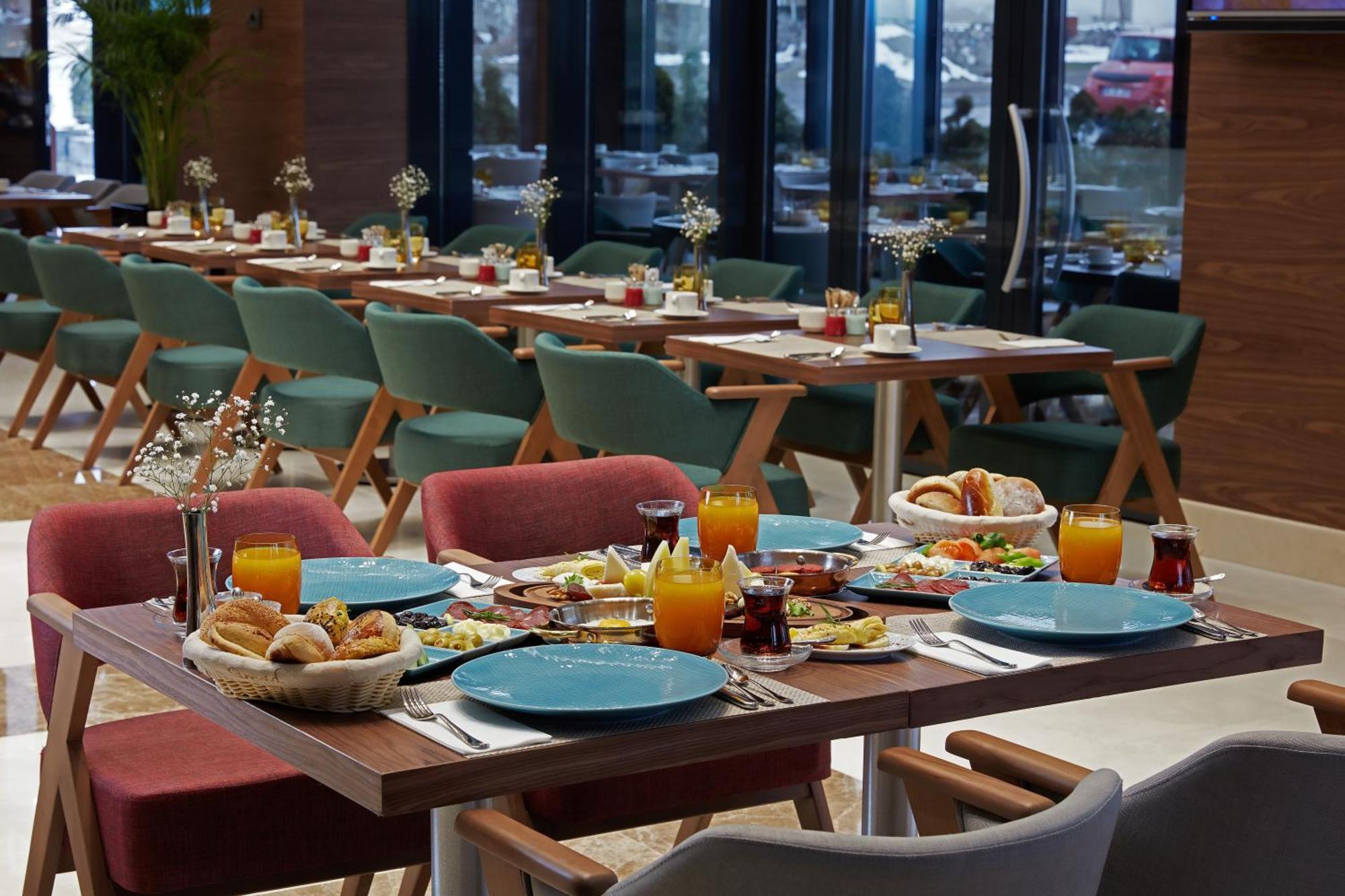 Dedeman 카이세리 외부 사진